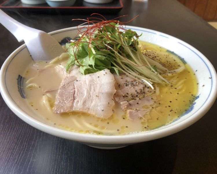 オリーブ塩ラーメン.jpg